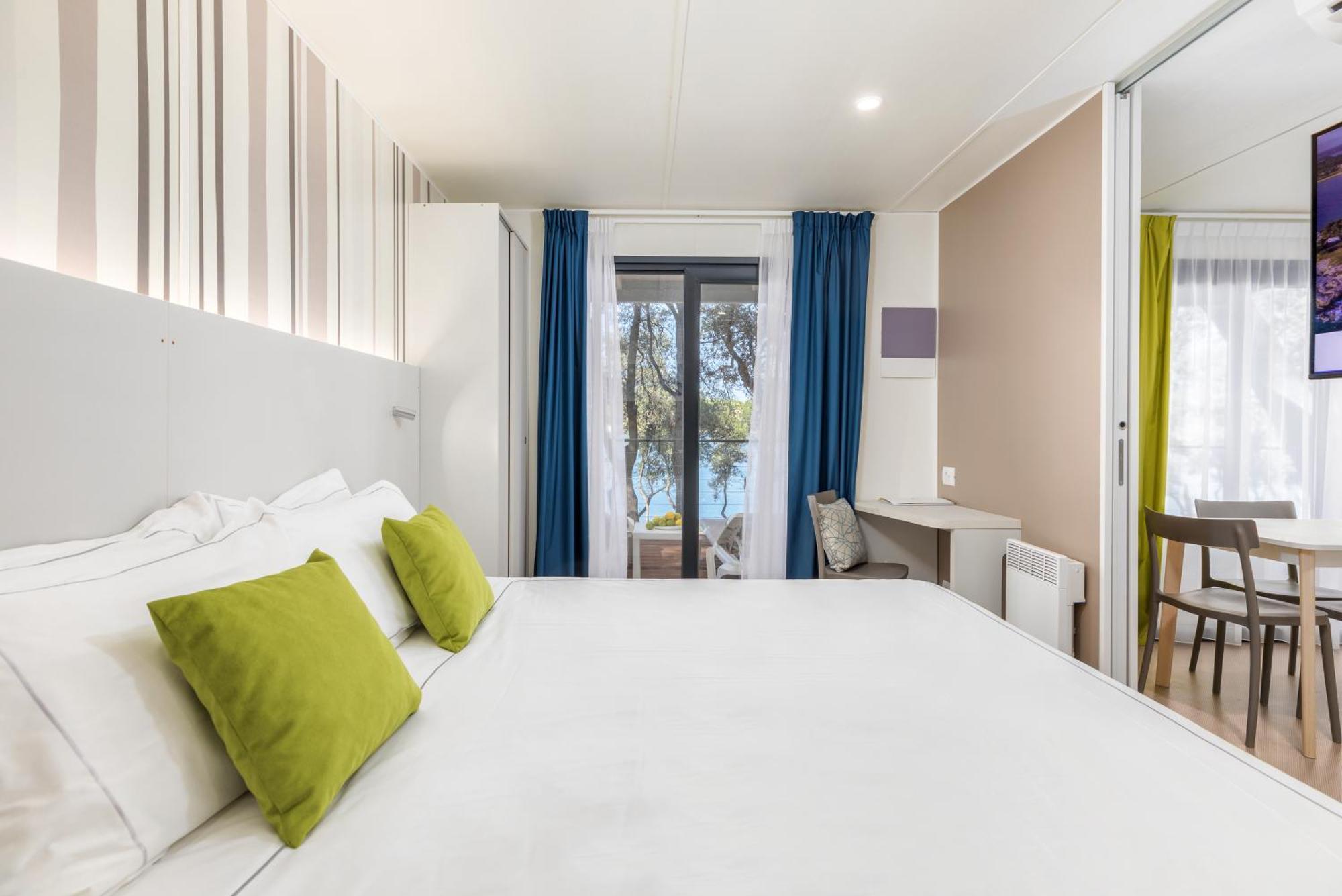 Deluxe Camping-Villa direkt am Meer