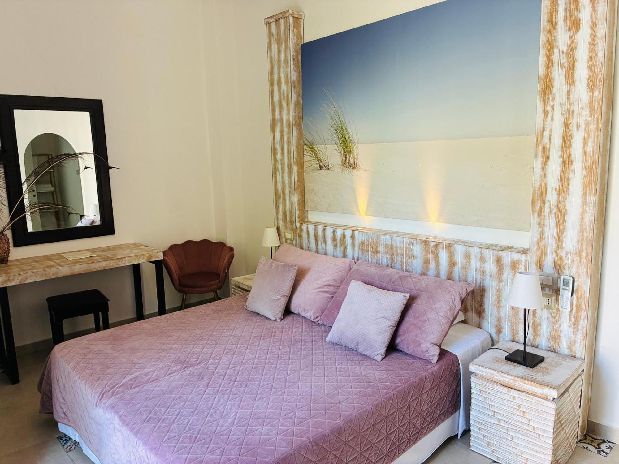Double or Twin Room Garden View