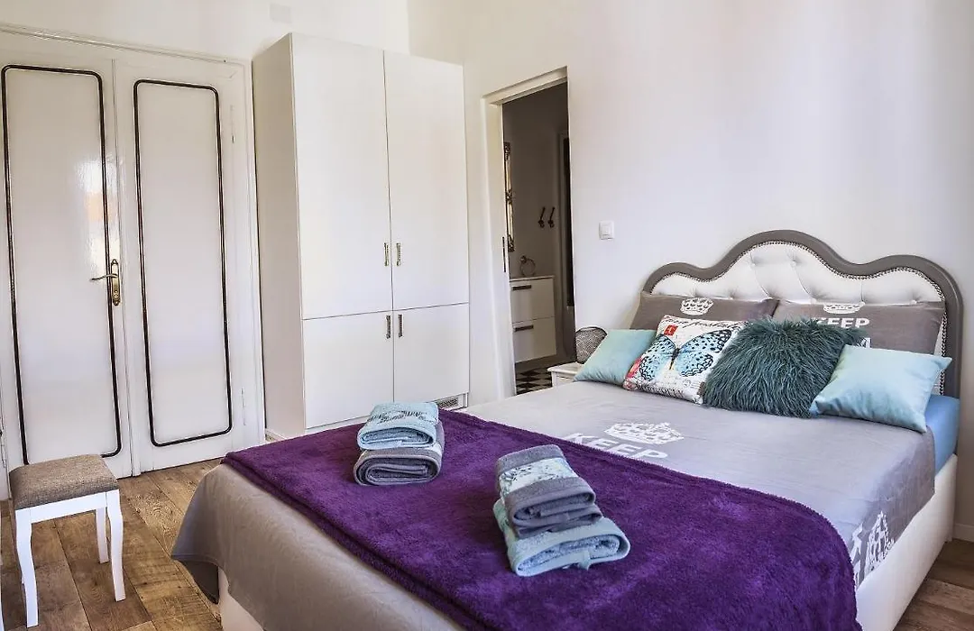 Emma'S Rooms B&B-1