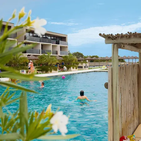 Residence Del Mar Emotion-2
